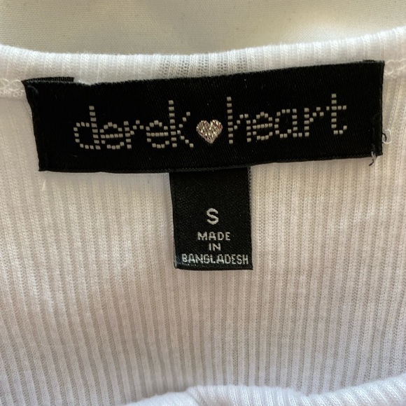 white cropped button up shirt from tillys - Picture 4 of 4